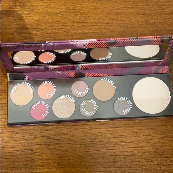 Makeup pallet - Picture 4 of 8